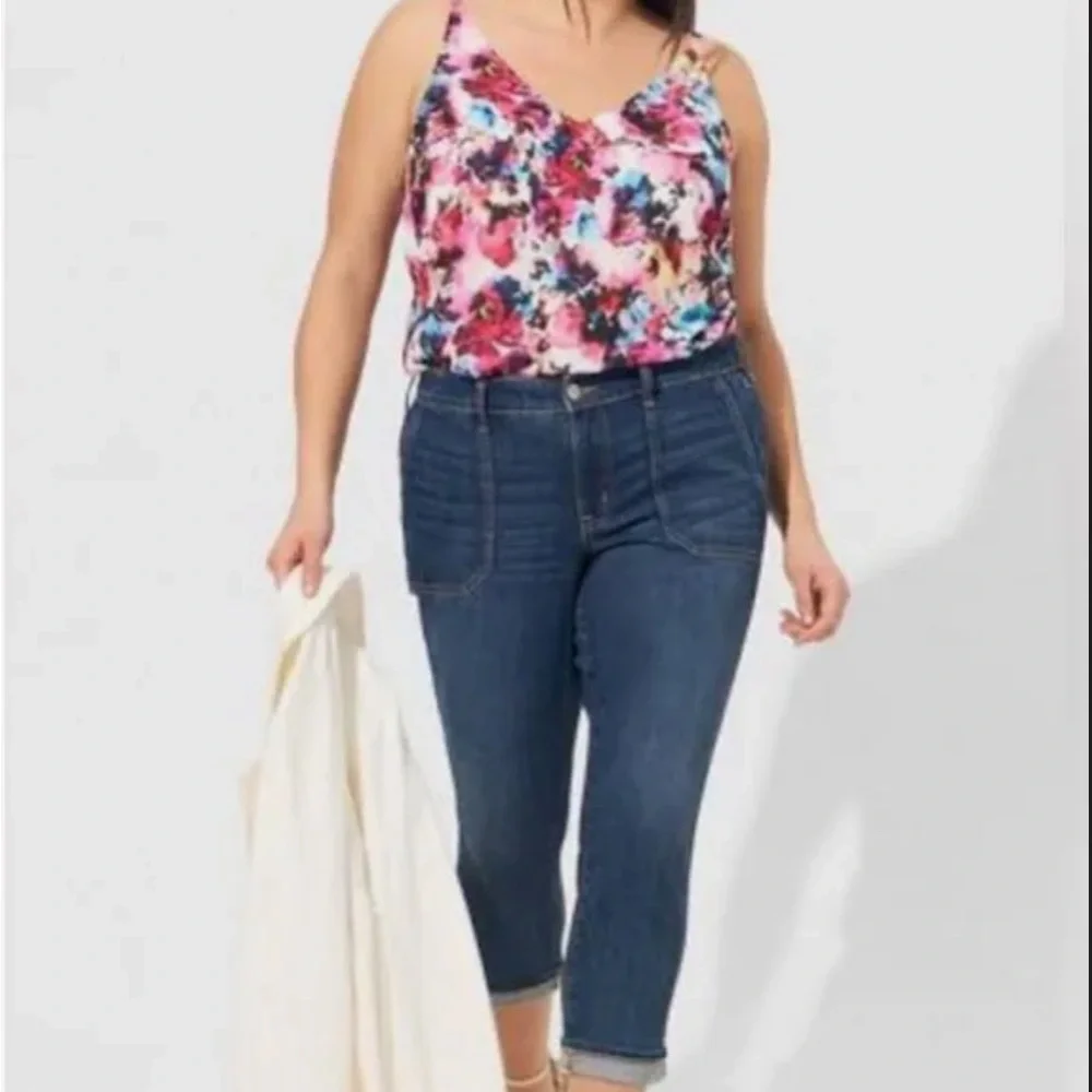 Torrid Womens 4X Light Box Floral Georgette V-Neck Cami Sleeveless Top N…